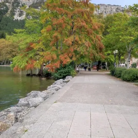 Διαμέρισμα Calme A Deux Pas Du De *